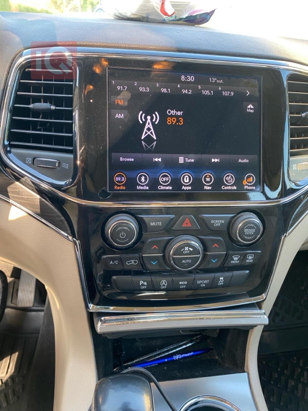 جیپ گراند شیرۆکی